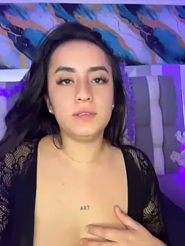 Antonella_Julieta webcam