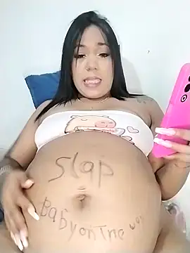 emma_purple_ webcam