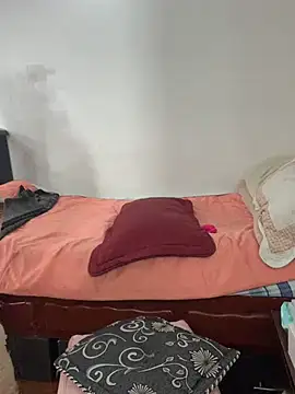 MariamGray1 webcam