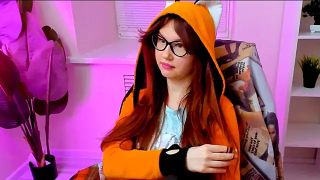 CarolGiggly webcam