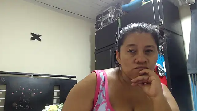 adrixxx38 webcam