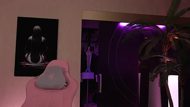 GirlGogo webcam