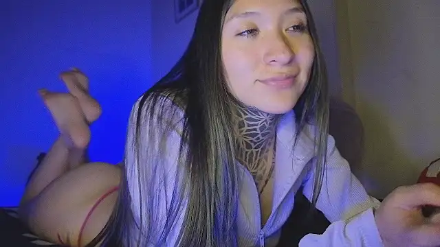 isabelle_pretty webcam
