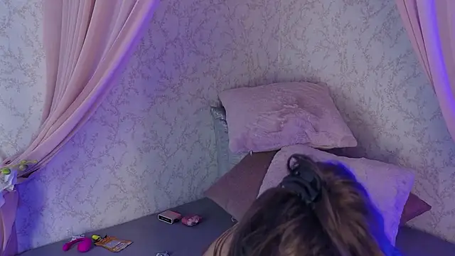 AmmyJones_ webcam