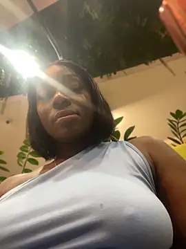 ZarahFerreira webcam