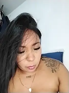 emma_purple_ live sex cam