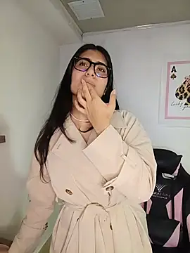 Miakhalifa__ webcam