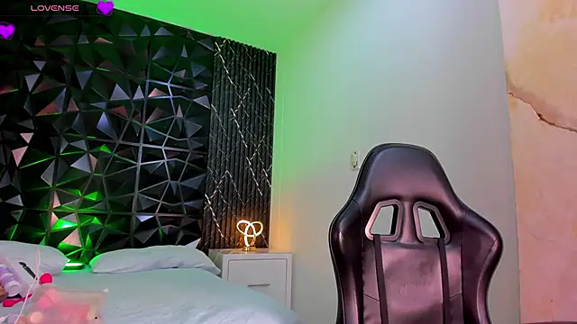 JulietaKane webcam