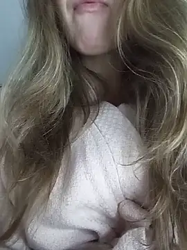 KattyLuuu webcam