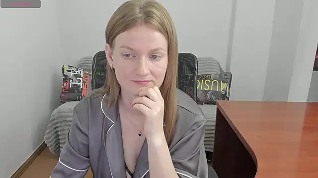 Alisha_Skyes webcam