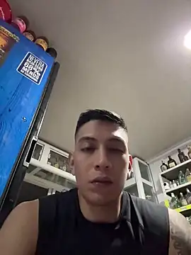 OliverWest04 webcam