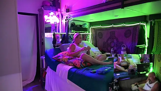 Katycouple69 webcam