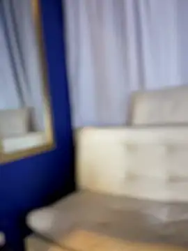 LeylaKnox webcam