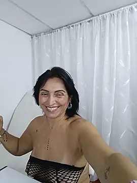 zullyxhot webcam
