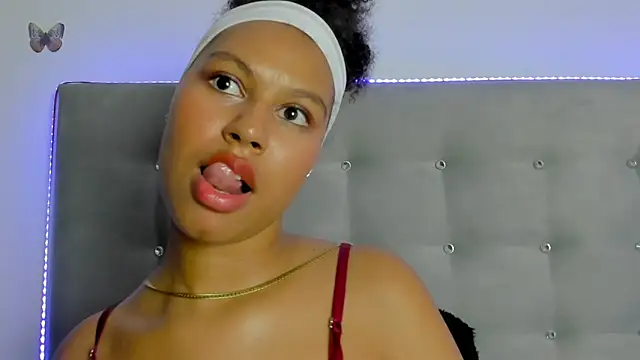 tatianasquirthot webcam
