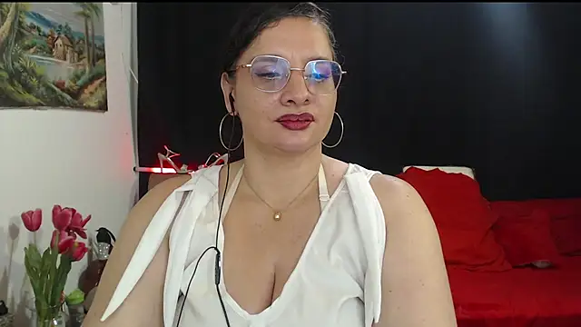 Aleja_Gonzales webcam