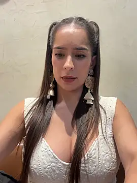 Mau_White webcam