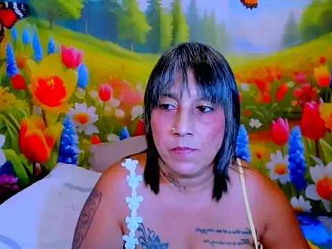 indianroxy webcam