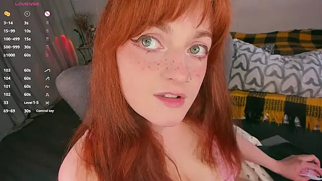 Alice_CutePerv webcam