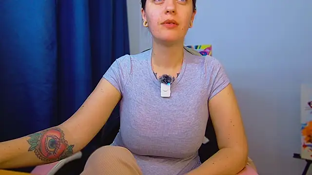 Ann_mikela webcam