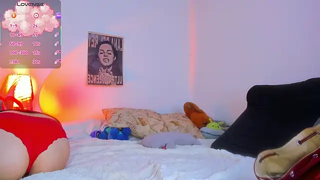 MarieTaylor_ webcam