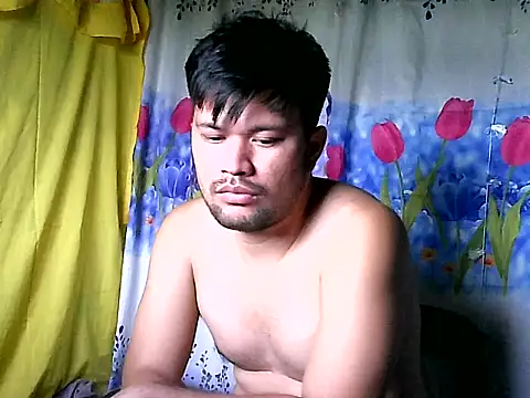 HairyHottestpinoyHandsome webcam