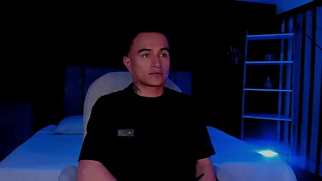 LiamDeep webcam
