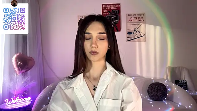 LinaMour webcam