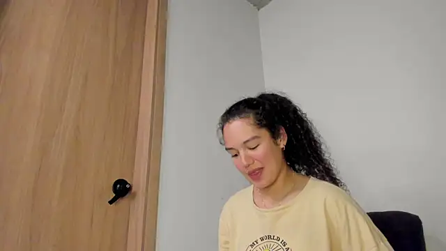 MiaRouseex webcam