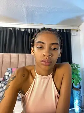 SaharaX_X webcam