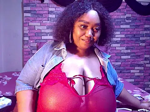 BustySavita webcam