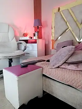 Tiffany_Valentiine webcam