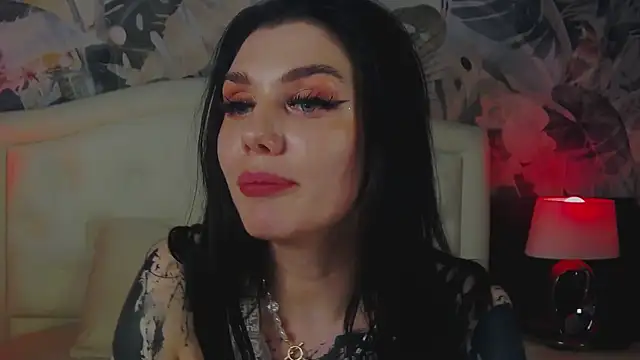 MaeveMoon webcam