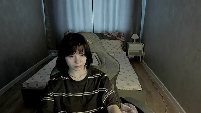 Loly_Cuttie webcam
