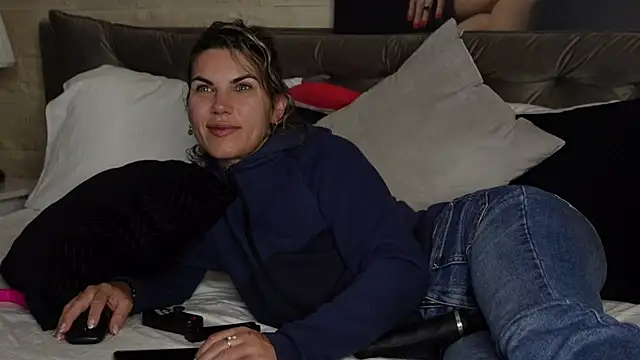 FeliciaKrige webcam
