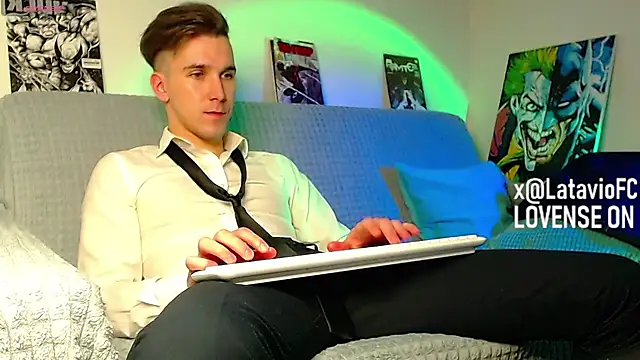 Midnighter_ live sex cam