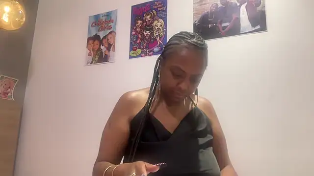 ChocolateCakeQueen webcam