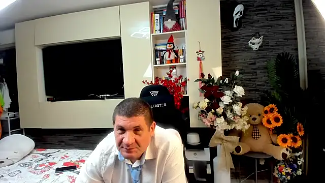 SpartacusDaddy48 webcam