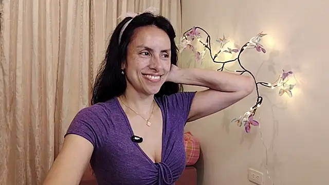 Bella_Exhibition webcam