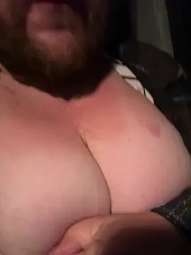 hugemanbreasts webcam