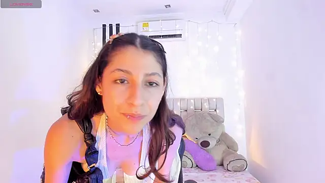 Gorgeous_Team webcam