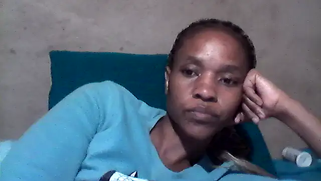 sexybigass31 webcam