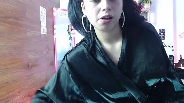 petite_coral webcam