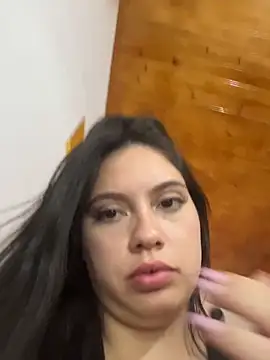 MaryLove18 webcam