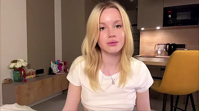 moonavelle webcam