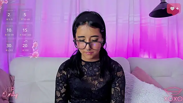 Molly_Hils789 webcam