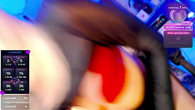 KYLIE_SHEMALE webcam