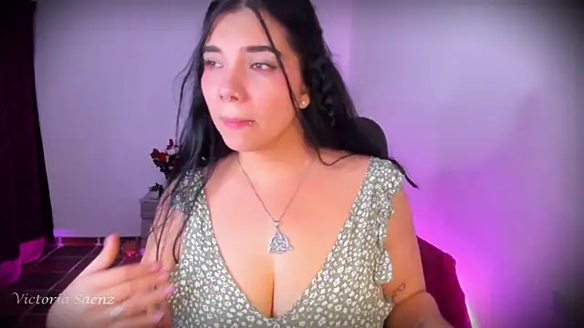 victoriaasaenz_ webcam