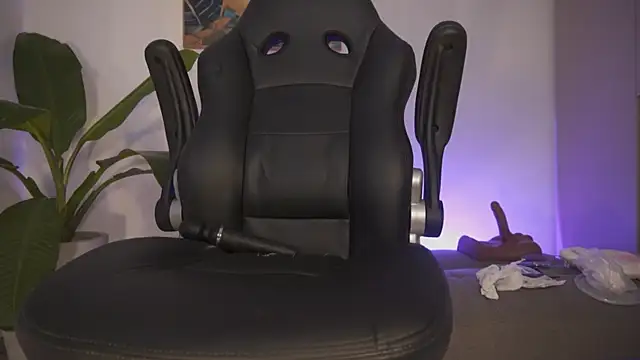 sarawinstone live sex cam