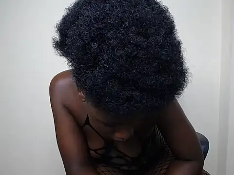 SweetCoochie222 webcam